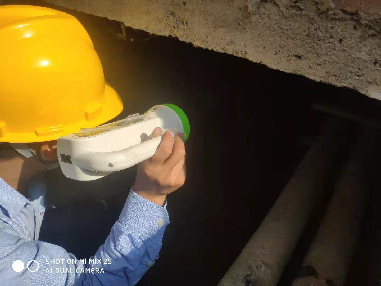 【水發(fā)能源】繃緊防汛弦，筑牢安全堤——中穆電站開展防汛專項(xiàng)檢查2.jpg